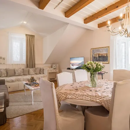 & Perla Apartman *