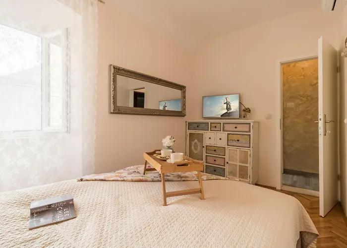 Apartments&rooms Perla Appartement *